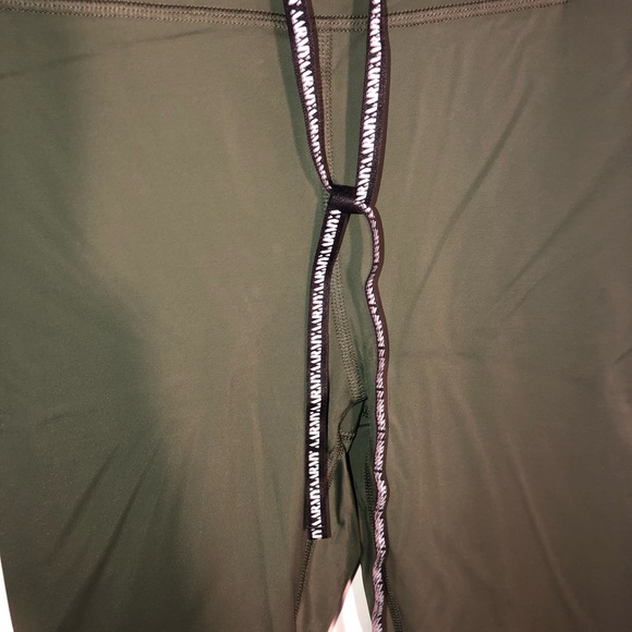 ✨⚠️LIKE NEW AARMY CHELSEA LUXURY GREEN ATHLETIC LEGGINGS SIZE M YOGA WOR… - Picture 3 of 8